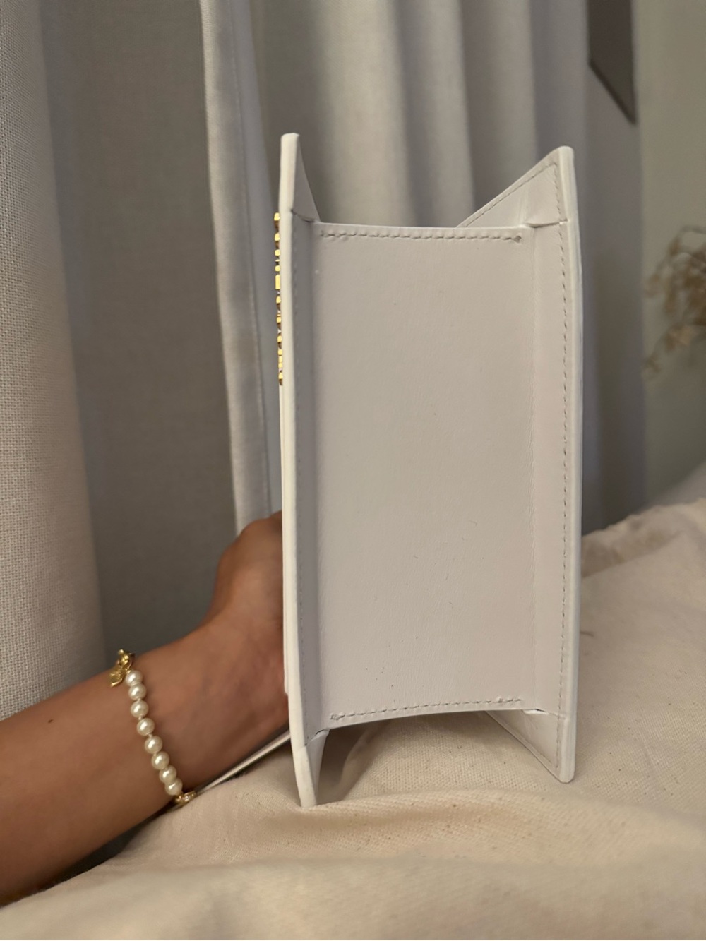 Jacquemus White Le Chiquito Moyen Top Handle AUTHENTIC - Picture 3 of 14